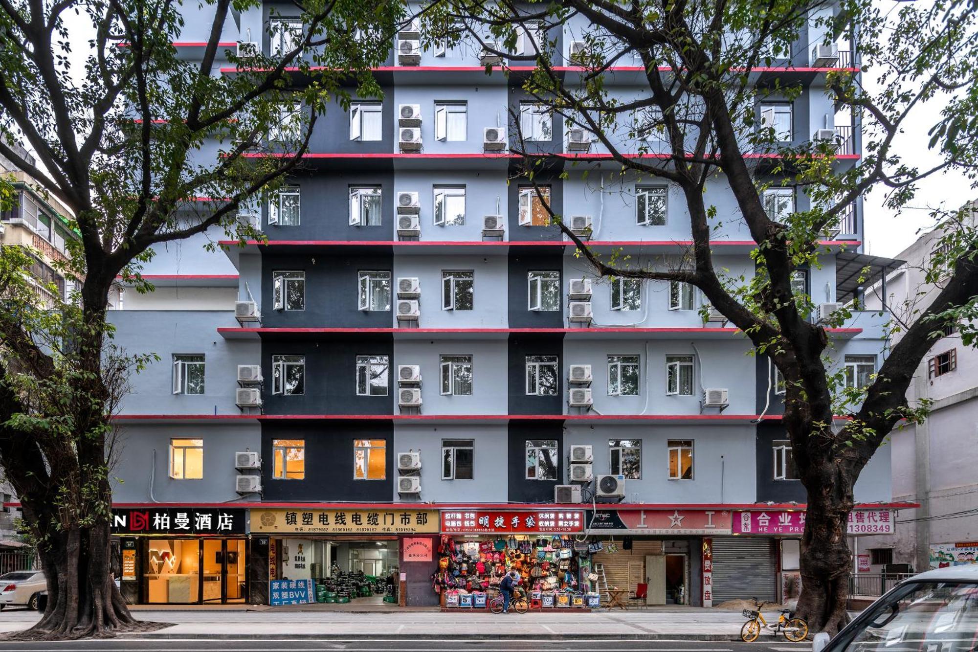 Shisanhang West Gate Subway Station Branch 광저우 외부 사진